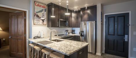 Køleskab, mikrobølgeovn, ovn, opvaskemaskine