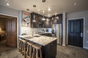 Frigorifero, microonde, forno, lavastoviglie