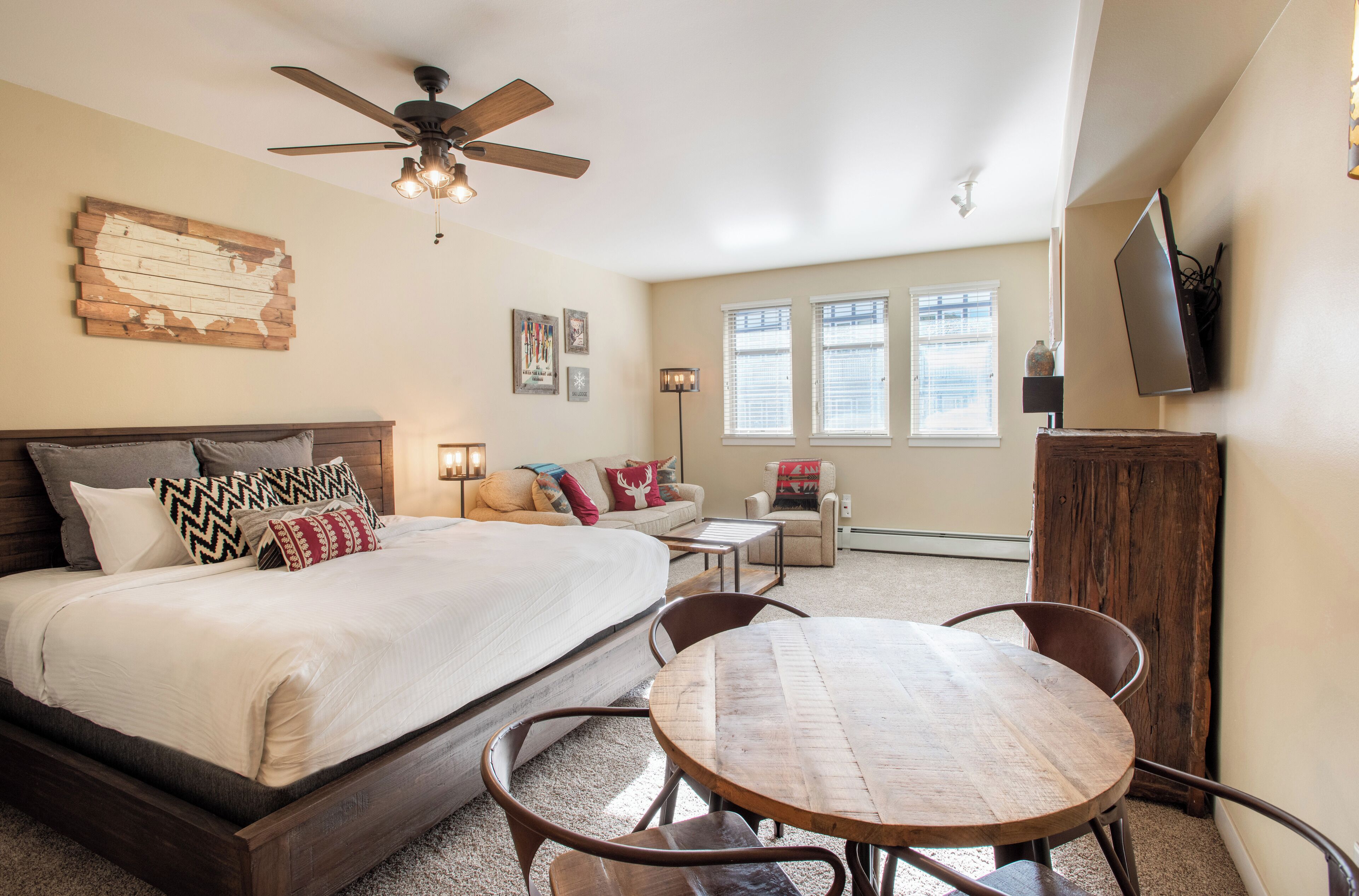 Strykejern/-brett, wi-fi og sengetøy