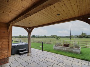 Interior - Hallgarth Farm Holiday Lodge (Pershore)