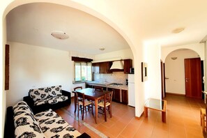 Interior - [Panorama] View and Comfort a few steps away from the beach (Orosei)