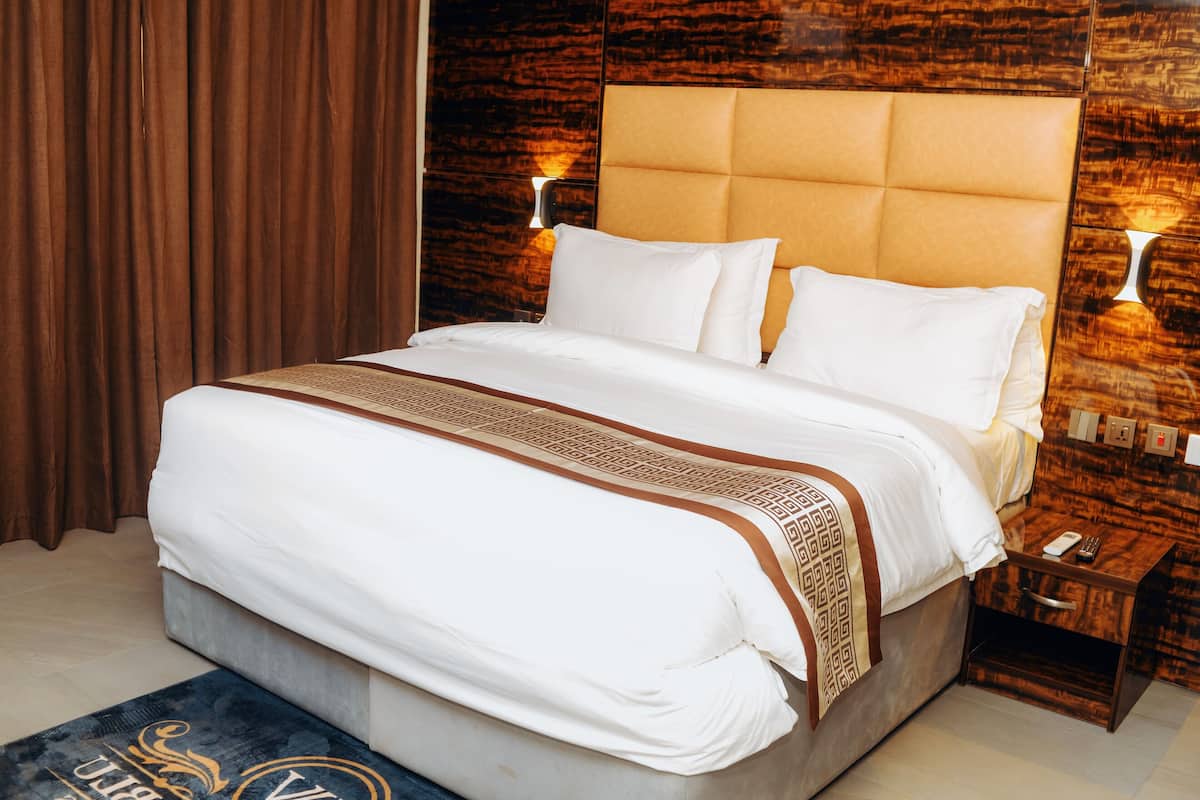 Chambre Classique, 1 lit double, non-fumeur, vue ville