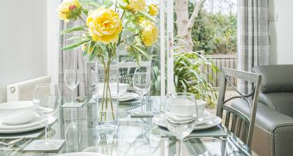 Beautiful 3 Bed House with Amazing Views in Dartford, Kent.