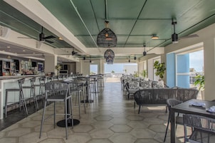 Bar (en el alojamiento)
