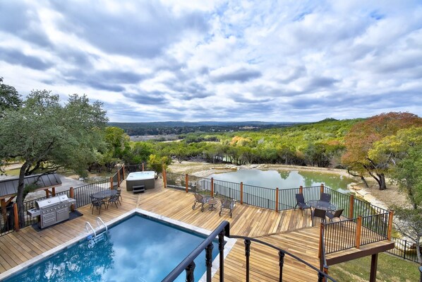 Pool - 8 BR Private Ranch, River access, Pool, Pickle ball, Game Room, Hot Tub (Wimberley)