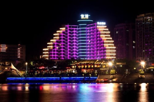 Yitu Lake View Hotel