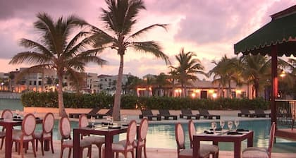 Dominican Republic: Beautiful Spanish-style waterfront resort