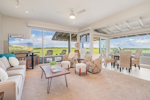 Kapalua Bay Villas 36G5 living room1