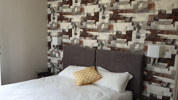 4 slaapkamers, een strijkplank/strijkijzer, wifi, beddengoed