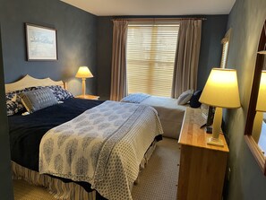2 bedrooms, in-room safe, iron/ironing board, free WiFi