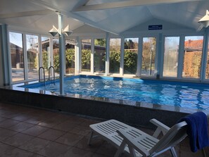 Piscine couverte, piscine chauffée