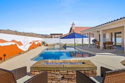 House + Casita | Heated Spa & Pool | Mini-Golf