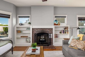 TV, fireplace - South Park Charmer | Close to Zoo | Backyard Oasis (San Diego)