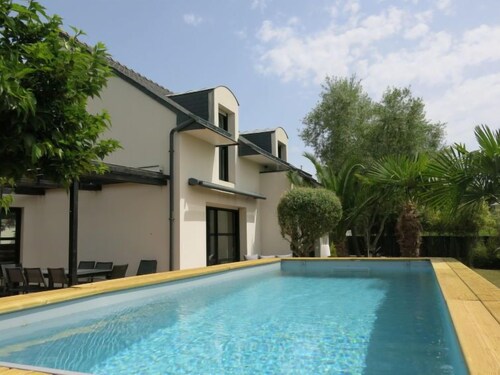 Le Clos Velin by Interhome