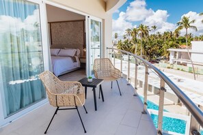 Property grounds - Unique BEACH FRONT Duplex Penthouse Playa Coral (Punta Cana)