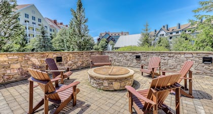 Mountain View Condo with Fast WiFi, Shared Hot Tub, & Resort Amenities