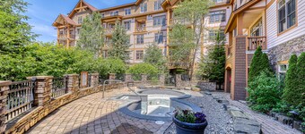 Mountain View Condo with Fast WiFi, Shared Hot Tub, & Resort Amenities