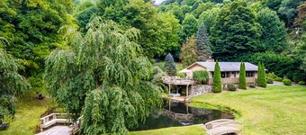 Secluded Dog-Friendly Home w/Spacious Deck, Gas Grill, Gas Fireplace, Fast WiFi