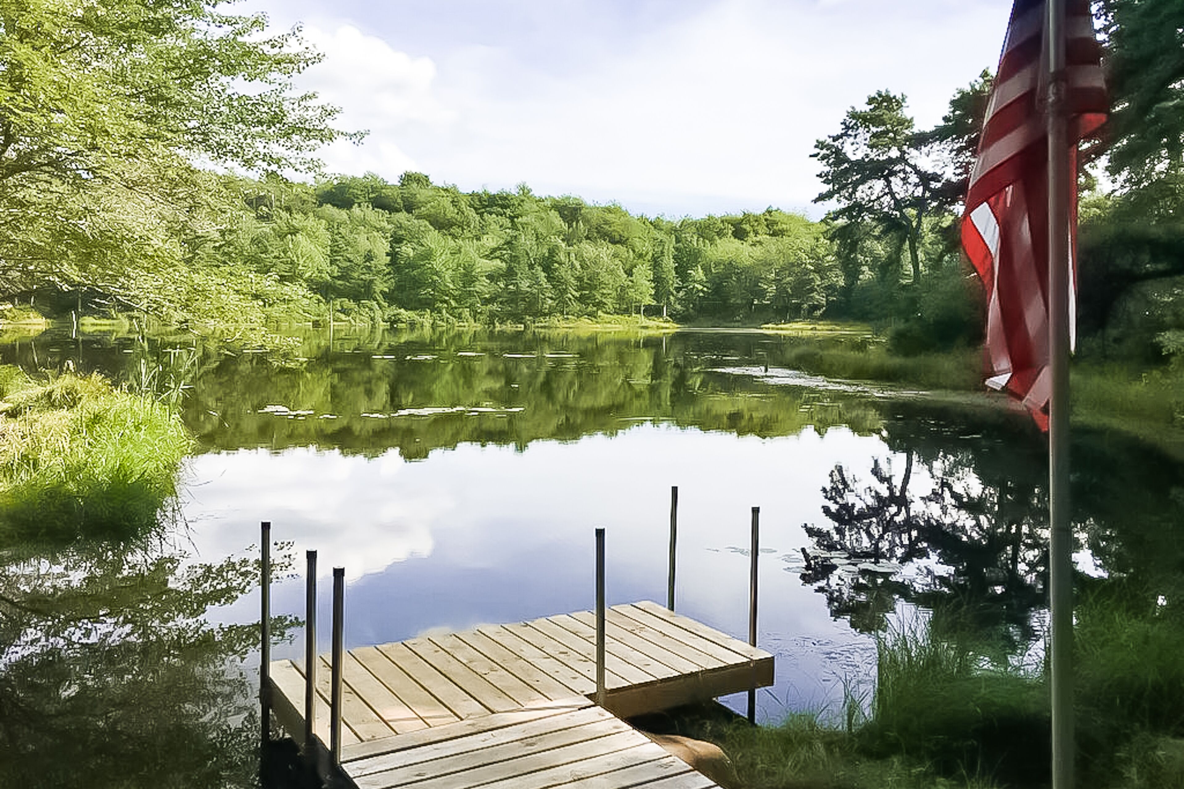 Quaint Private Waterfront Escape W/ Game Room, Kayaks, Beach Access & Fast WiFi