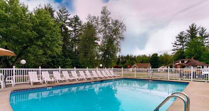Comfortable motel rooms in a great location with shared resort amenities