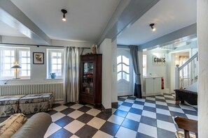 Imagen sin descripción, 4 de 103, botón