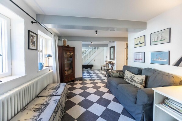 Imagen sin descripción, 1 de 103, botón