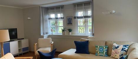 TV, DVD player, stereo