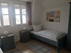 3 bedrooms, WiFi