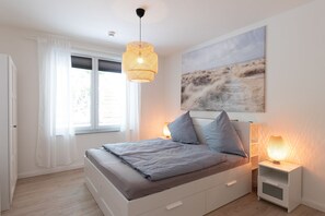 4 slaapkamers, een strijkplank/strijkijzer, wifi, beddengoed