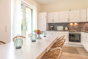 Unclassified image, 2 of 246, button - Vacations directly on the south beach - Ferien am Südstrand (Wyk auf Föhr)