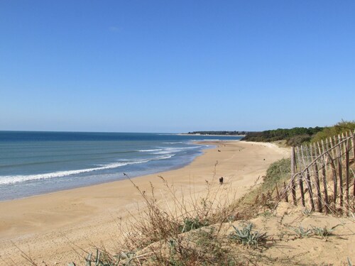 Maison Bord de Mer 400m des plages de sable,  70m², 3 chambres
