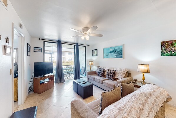 Télévision, table de tennis de table