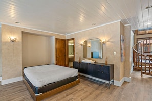 Iron/ironing board, Internet, bed sheets - Lofted Ski Condo with WiFi, Balcony, Fireplace, Shared Hot Tub/Pool/Tennis (Durango)