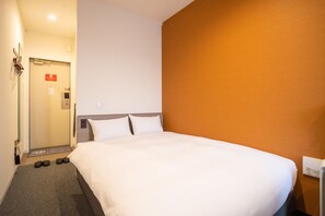 Kahden hengen standard-huone ((check-in is not available after 11PM) | Ilmainen Wi-Fi, vuodevaatteet