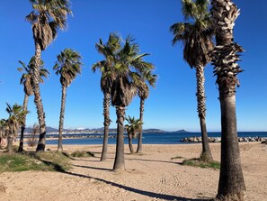 Beach nearby, sun-loungers