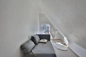 TV, DVD player, aparelho de som