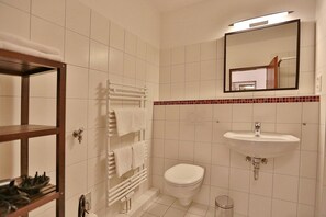 Uklassifisert bilde, 3 av 13, knapp