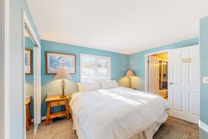 3 bedrooms, WiFi, bed sheets - Cozy Home with Free WiFi, Fireplace, Washer/Dryer - Near Breckenridge Resort (Breckenridge)