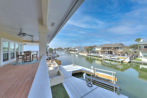 Dog-Friendly Waterfront Home with Water View, High-Speed WiFi, and Central AC