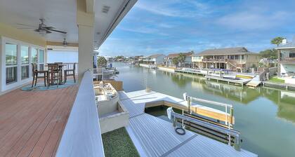 Dog-Friendly Waterfront Home with Water View, High-Speed WiFi, and Central AC