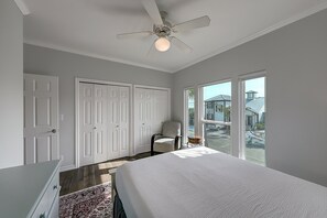 4 chambres, fer et planche à repasser, Wi-Fi, draps fournis