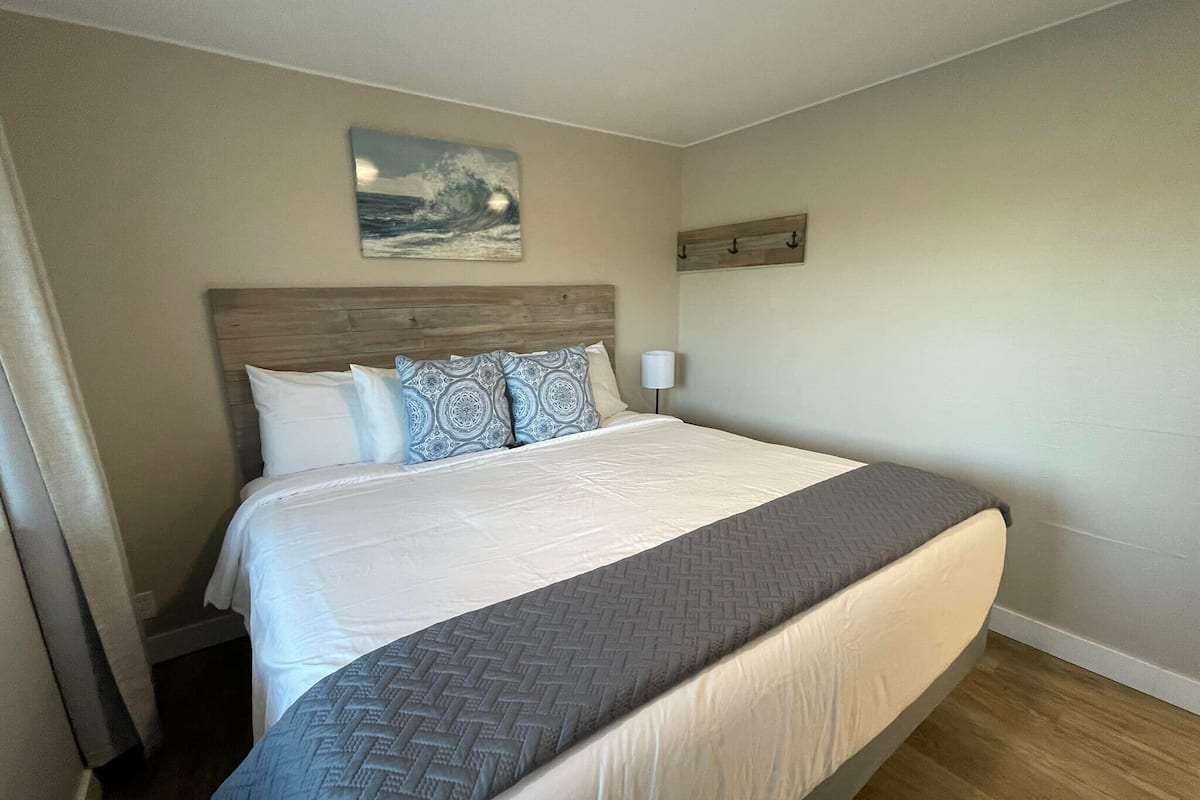 1 bedroom, memory-foam beds, individually decorated