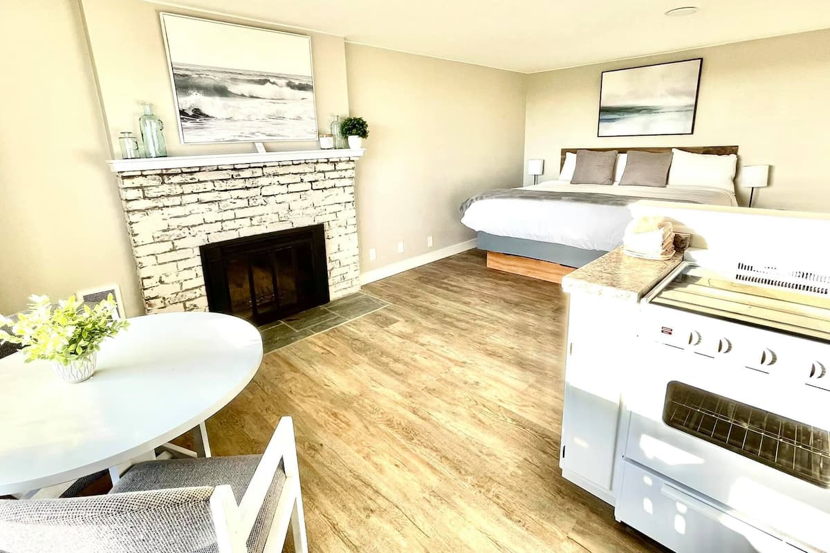 1 bedroom, memory-foam beds, individually decorated