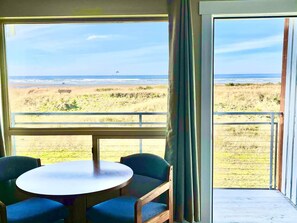 Basic-rum (No Pets or Children under 16) | Memory foam-madrasser, individuell inredning och unika möbler