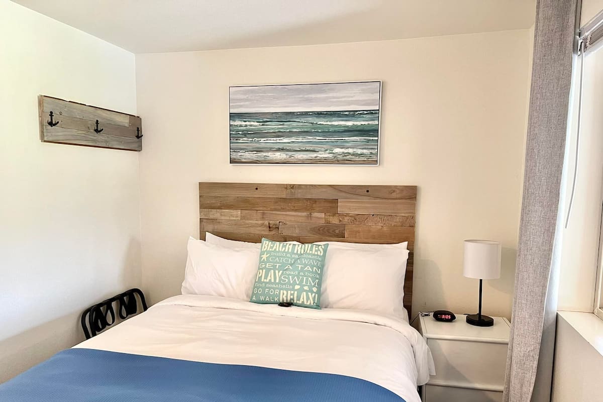 1 bedroom, memory-foam beds, individually decorated