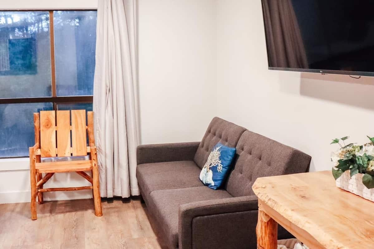 1 bedroom, memory-foam beds, individually decorated