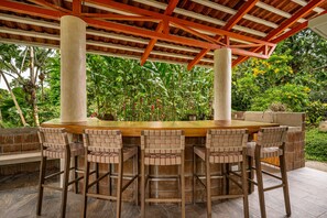 Bar (on property) - Large Home Set Into Lush Landscape with Private Pool & Gorgeous Deck Area (Grecia)