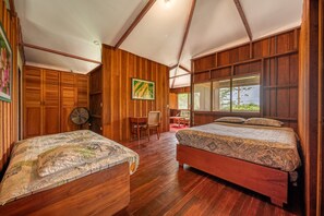 3 dormitorios, Internet, ropa de cama