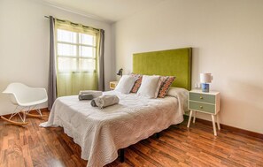 3 室のベッドルーム、WiFi、ベッドシーツ