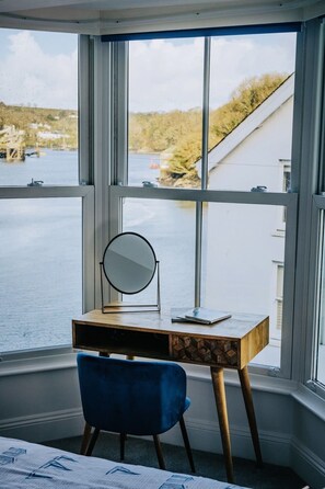 3 間睡房、熨斗/熨衫板、Wi-Fi、床  單